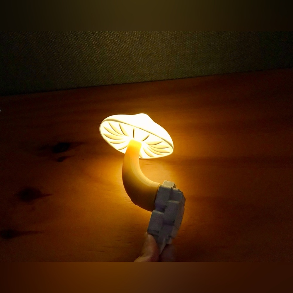 Mushroom Lot Light Detection Nite Lite Night Light & Felted Ceramic Toadstools - Picture 10 of 16